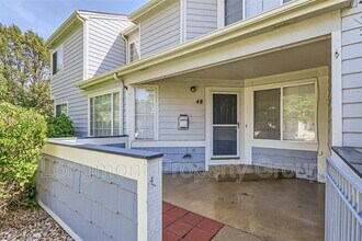 1419 Red Mountain Dr in Longmont, CO - Building Photo - Building Photo