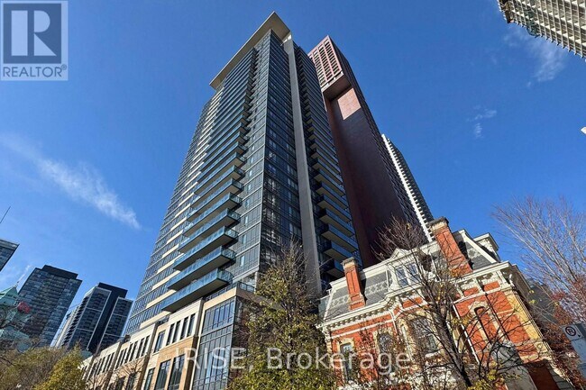 28 Linden St in Toronto, ON - Building Photo - Building Photo