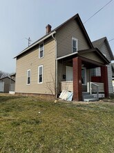 1511 Stark Ave SW in Canton, OH - Building Photo - Building Photo