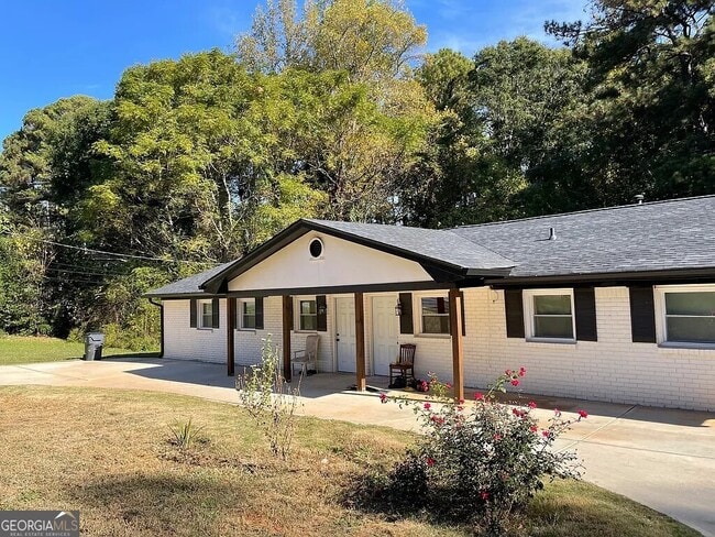 property at 1134 Balboa Ct