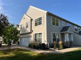 277 S 79th St in West Des Moines, IA - Building Photo