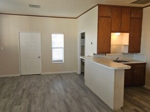 211 Palm Ave in Bullhead City, AZ - Building Photo - Building Photo