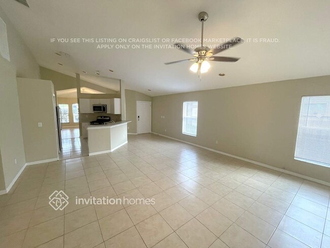 24436 Summer Wind Ct in Lutz, FL - Building Photo - Building Photo
