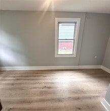 122 Garden St in Poughkeepsie, NY - Building Photo - Building Photo