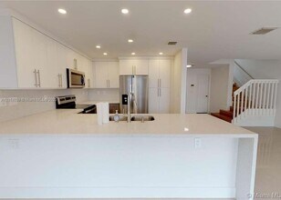 5081 NW 116th Ct in Doral, FL - Building Photo - Building Photo