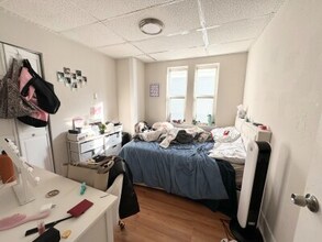 1572 Tremont St, Unit 2 in Boston, MA - Building Photo - Building Photo