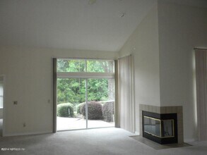 1488 Marsh Rabbit Way in Orange Park, FL - Building Photo - Building Photo