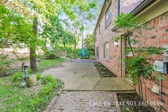 7279 Pittsfield Cove in Germantown, TN - Foto de edificio - Building Photo