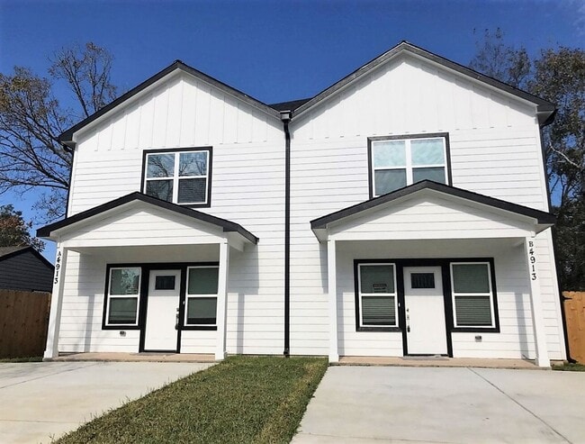 property at 8834 Nyssa St