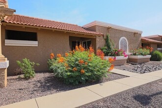 501 W Hononegh Dr in Phoenix, AZ - Building Photo - Building Photo