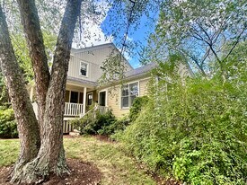 19 Beech Glen St, Unit 17 in Boston, MA - Building Photo