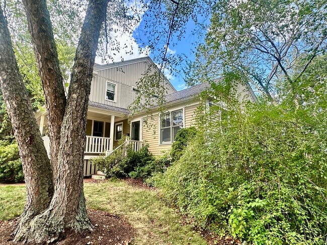 19 Beech Glen St, Unit 17