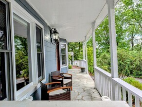 524 Stornoway Dr in Clayton, GA - Building Photo - Building Photo
