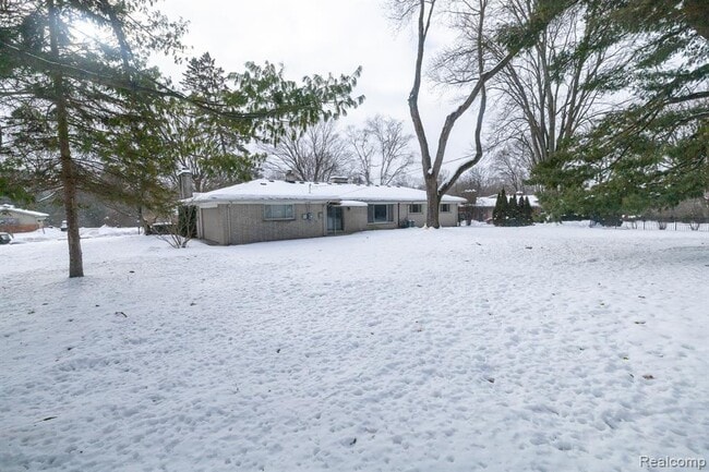851 Helston Rd in Bloomfield Hills, MI - Building Photo - Building Photo