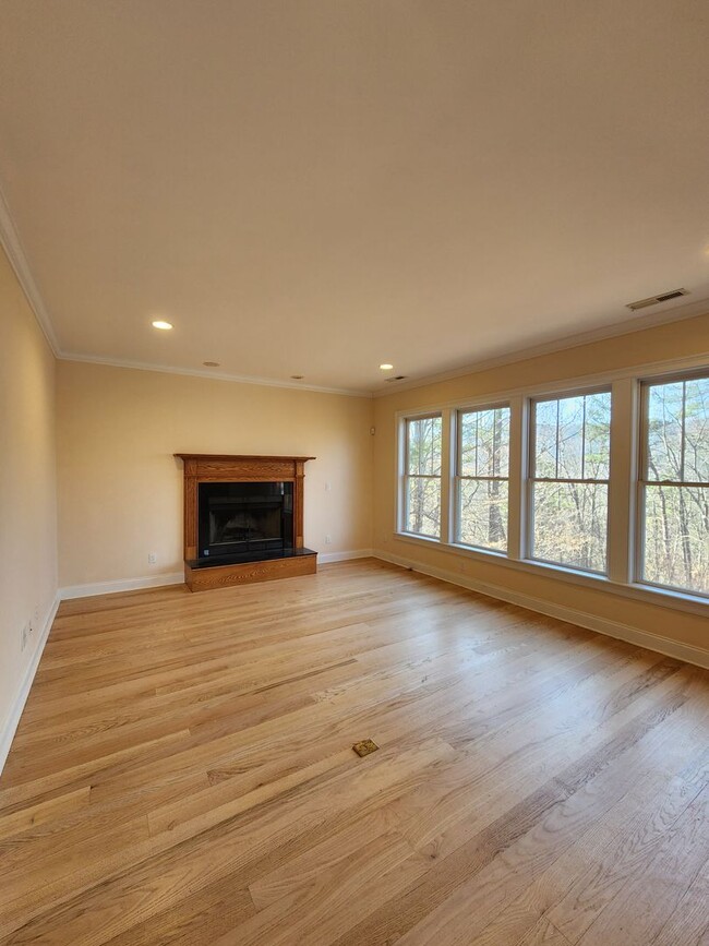 49 Sessler Rd in Black Mountain, NC - Building Photo - Building Photo