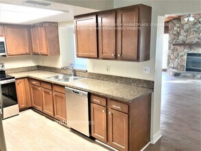 6774 88th Ave N in Pinellas Park, FL - Foto de edificio - Building Photo