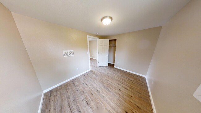 2413 E St Vrain St, Unit 103 in Colorado Springs, CO - Building Photo - Building Photo