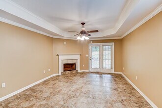 111 Springdale Dr in Gardendale, AL - Building Photo - Building Photo