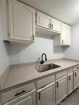 19 Union St in Southbridge, MA - Building Photo