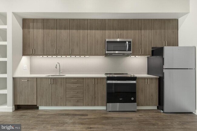 525 N 41st St in Philadelphia, PA - Building Photo - Building Photo