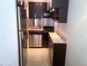 17 W 74th St in New York, NY - Building Photo - Interior Photo