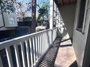 856 Ponce De Leon Ave NE in Atlanta, GA - Building Photo - Building Photo