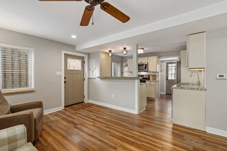 616 2nd St, Unit Unit B in Golden, CO - Building Photo - Building Photo