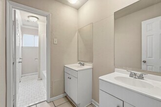 11202 Sagehill Dr in Houston, TX - Building Photo - Building Photo