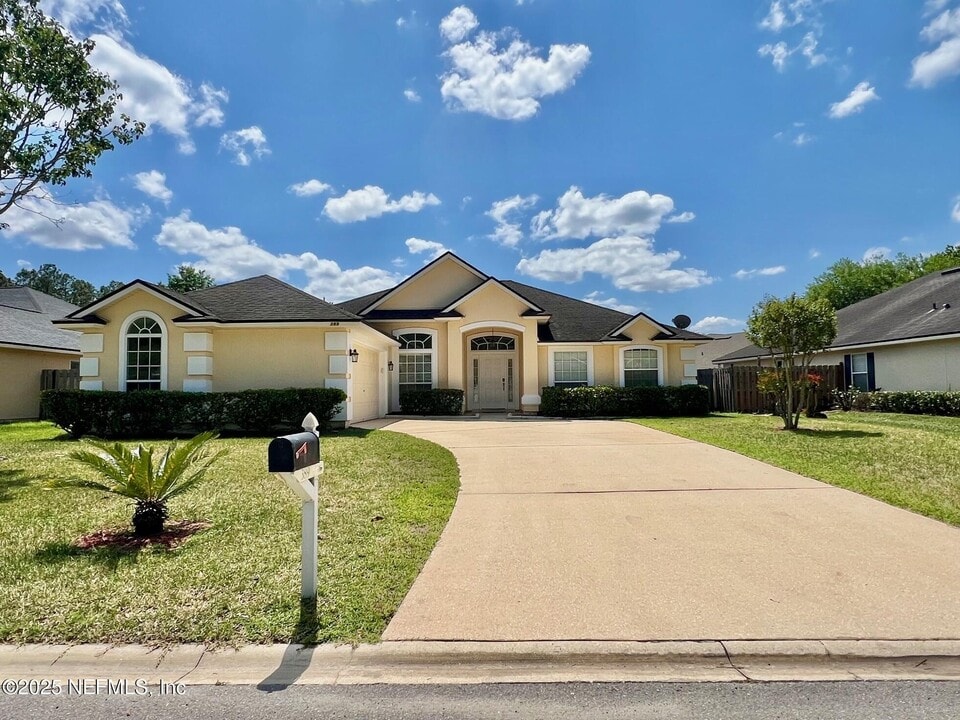 389 Sparrow Branch Cir in Jacksonville, FL - Building Photo