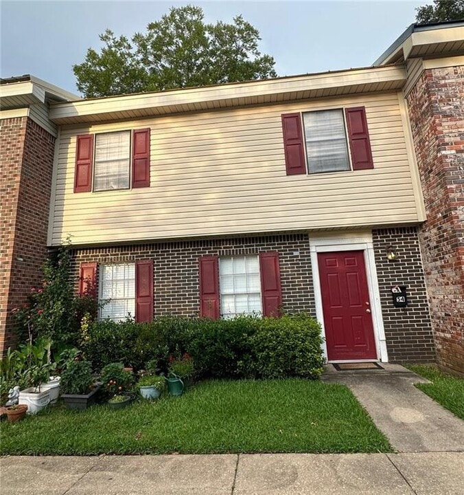 4017 Cottage Hill Rd in Mobile, AL - Building Photo