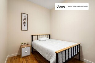 Room in Shared 4.0 bed/4.5 bath home in Brooklyn, NY - Building Photo