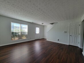 200 Meadowlark Pl in Austell, GA - Building Photo - Building Photo