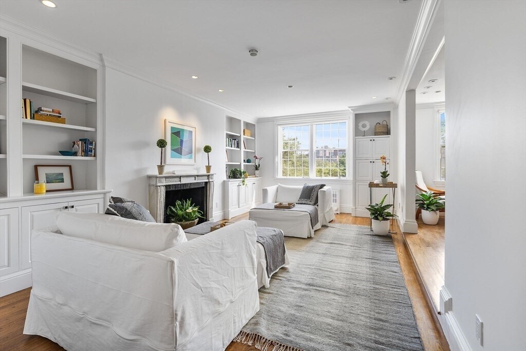 80 Beacon St in Boston, MA - Building Photo