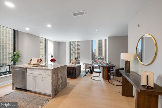 1601 Cherry St in Philadelphia, PA - Foto de edificio - Building Photo