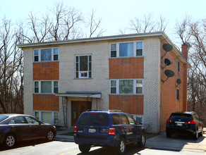 5011 River Rd in Schiller Park, IL - Building Photo - Building Photo