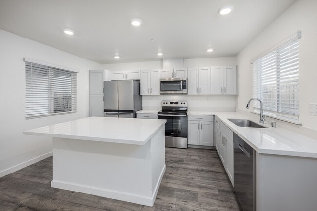 Isles in Roseville, CA - Building Photo - Interior Photo