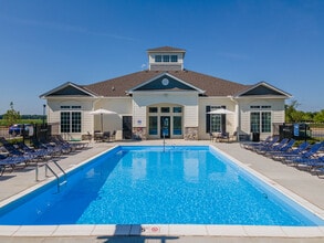 Kenmore Place in Marysville, OH - Foto de edificio - Building Photo