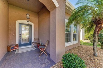 7923 111th Terrace E in Parrish, FL - Building Photo - Building Photo