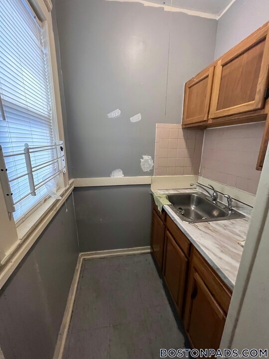 50 Winston Rd in Boston, MA - Building Photo