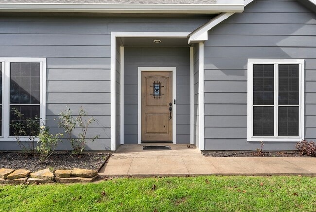 13942 Longstreet Rd in Willis, TX - Building Photo - Building Photo