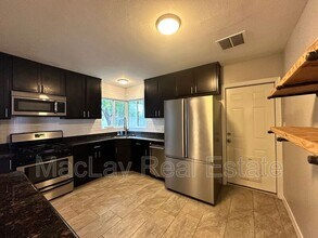 1802 E Hubbell St in Phoenix, AZ - Building Photo - Building Photo