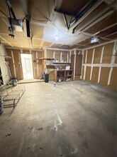 5601 Porsche Ln in Austin, TX - Building Photo - Building Photo