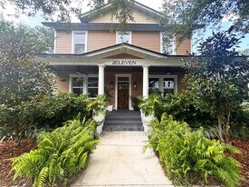 211 E Adalee St in Tampa, FL - Building Photo