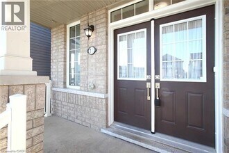 13 Honey Comb Tr in Thorold, ON - Building Photo - Building Photo