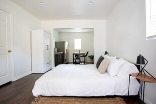 1506 Kenwood Ave in Austin, TX - Building Photo