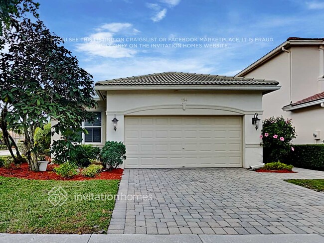 154 Isle Verde Way in Palm Beach Gardens, FL - Building Photo - Building Photo