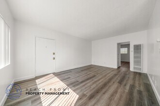 940-942 S. Flower St. in Inglewood, CA - Building Photo - Building Photo