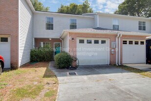 426 Corvet St in Fort Walton Beach, FL - Building Photo