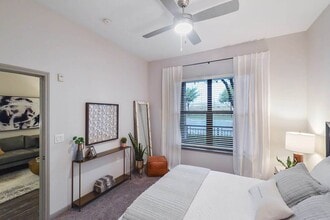 Gramercy on the Park in Dallas, TX - Building Photo - Building Photo