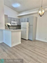 741 Lyons Rd in Coconut Creek, FL - Building Photo - Building Photo